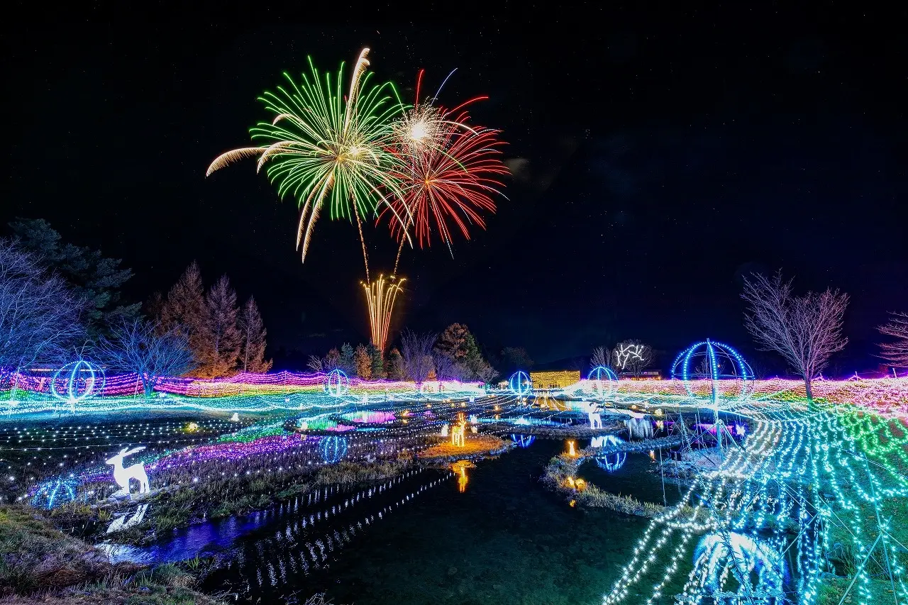 Winter Illumination 2024 - 打ち上げ花火が11月9日から毎週土曜日に国営アルプスあづみの公園で開催│防寒対策・気温・屋台・鑑賞ポイント